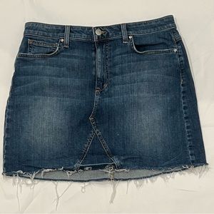 Joe’s Denim jean skirt lightly worn, frayed bottom